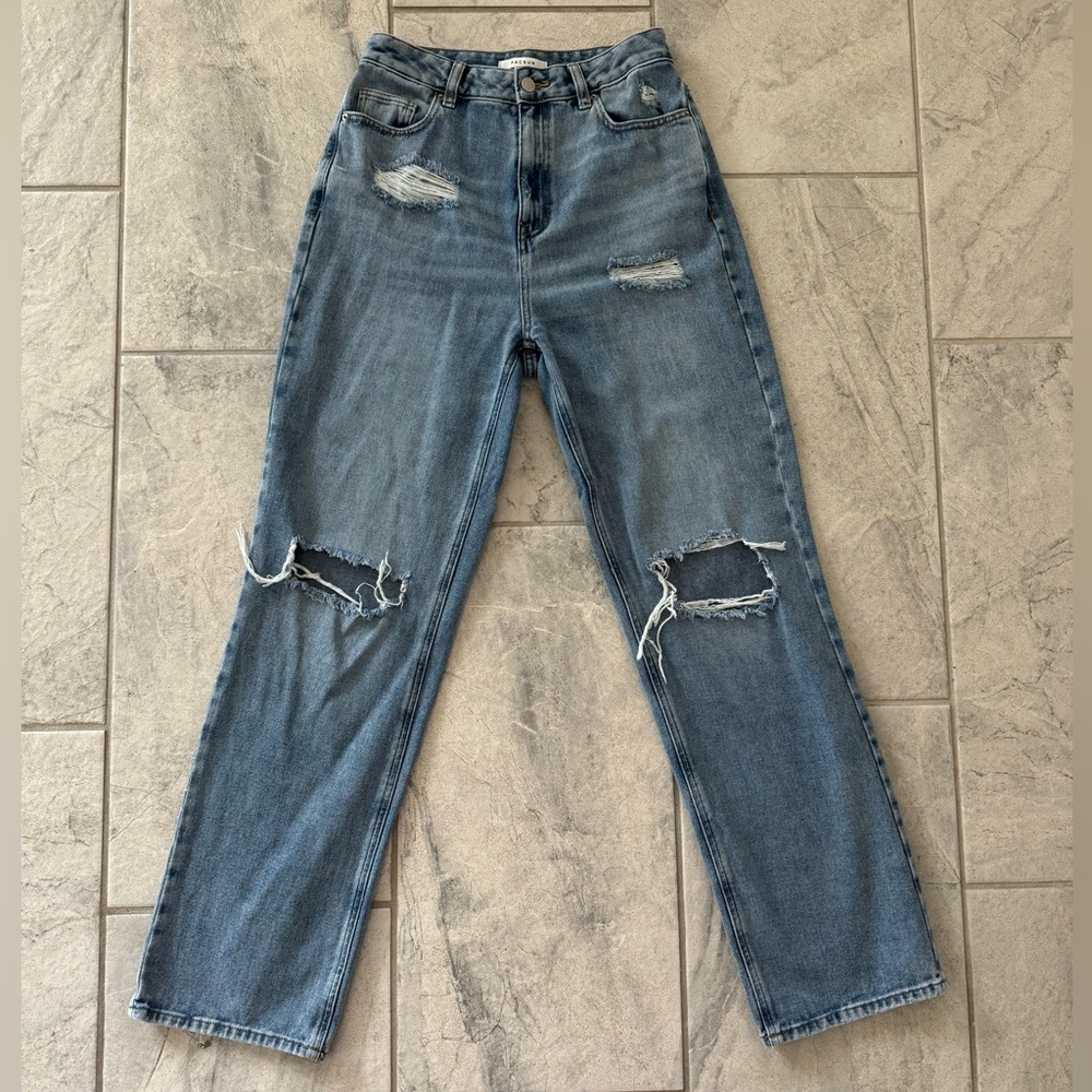 PacSun 90’s distressed boyfriend jeans size 28